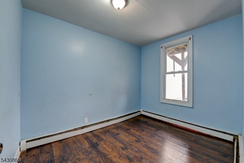 442 Elizabeth Ave Property Photo 15