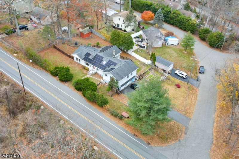 699 E Shore Rd Property Photo 47