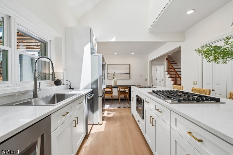 45 Jenks Hill Rd Property Photo 14