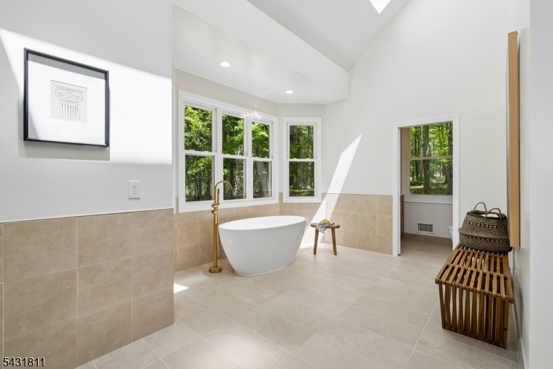 45 Jenks Hill Rd Property Photo 23