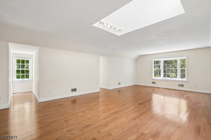 45 Jenks Hill Rd Property Photo 36