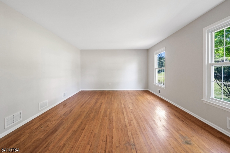 11 Whippoorwill Way Property Photo 8