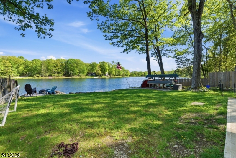 931 Plymouth Lake Dr Property Photo 32