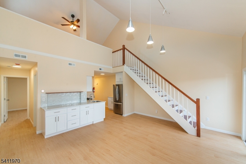 1 Alta Ct 6 Property Photo 1