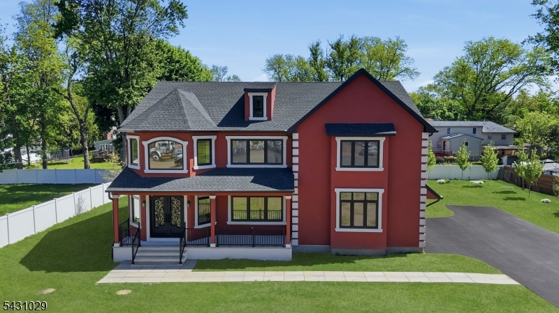 1690 Hamburg Tpke Property Photo 3