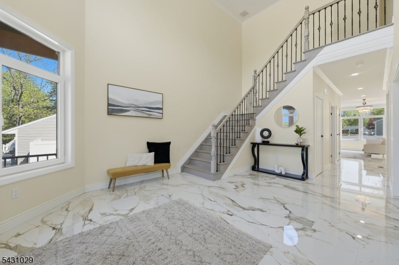 1690 Hamburg Tpke Property Photo 9