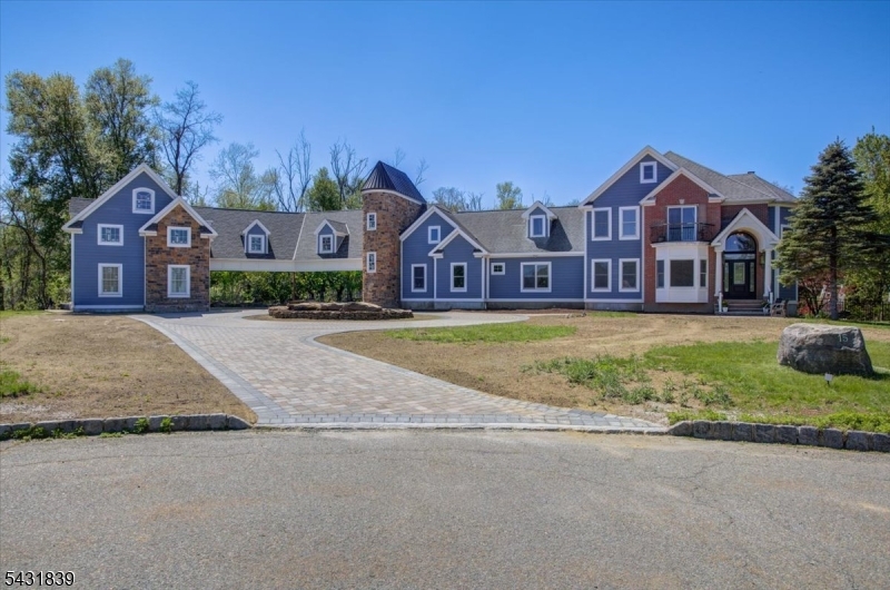 15 Spring Hunter Ct Property Photo 1