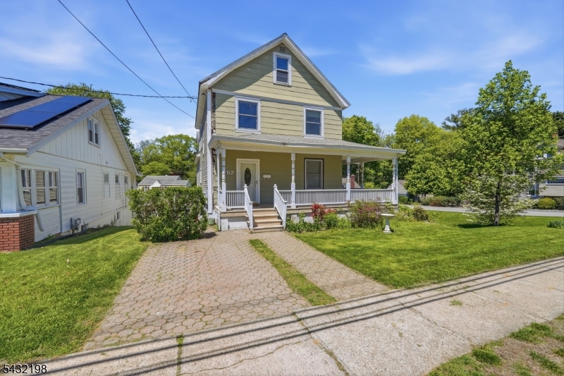 57 Rockaway Ave Property Photo 2