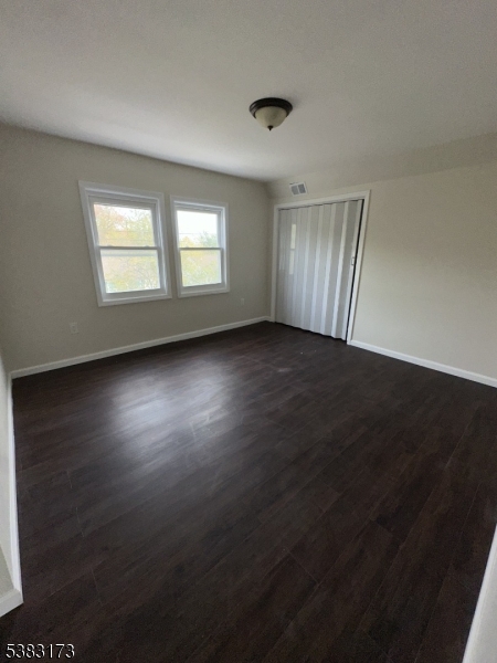 377 Littleton Ave Property Photo 12