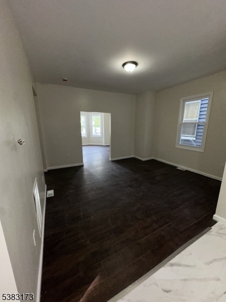 377 Littleton Ave Property Photo 16
