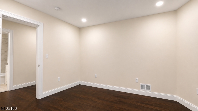 7 Maple St 1 Property Photo 7