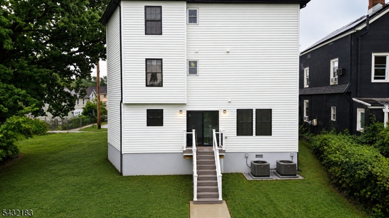 7 Maple St 1 Property Photo 14