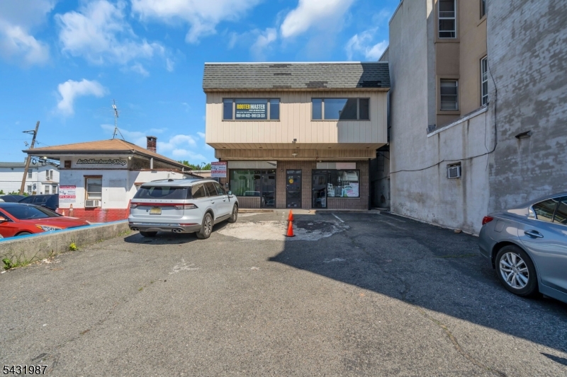 37 Passaic St Property Photo 1