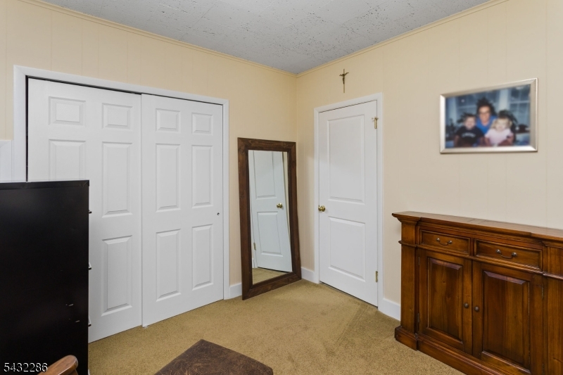 173 N Main St Property Photo 3