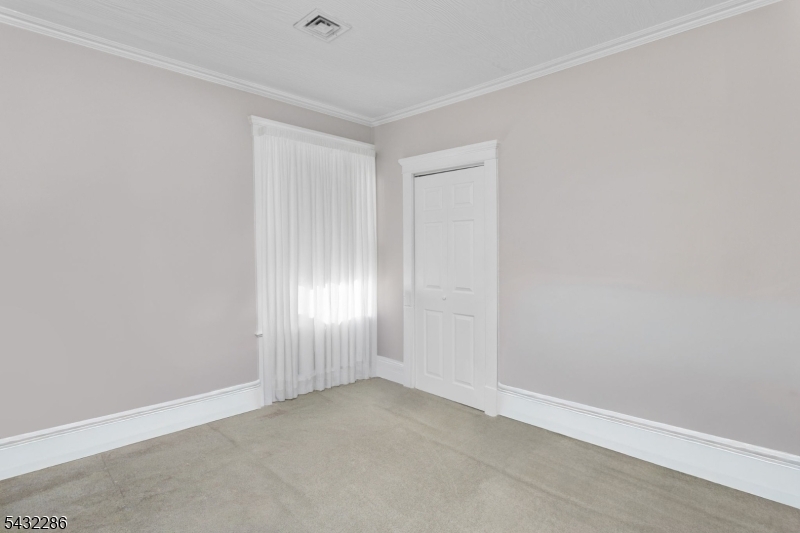 173 N Main St Property Photo 38