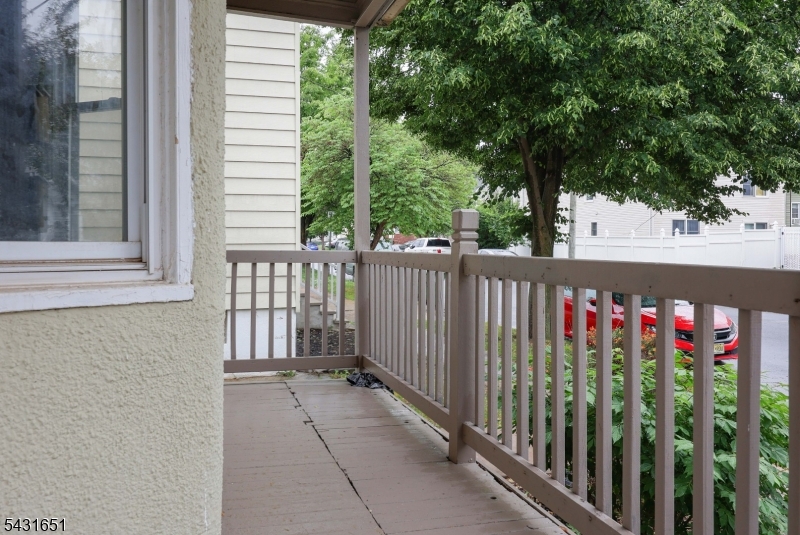 16 E 19th St Property Photo 4