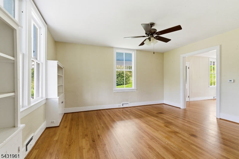 206 Race St Property Photo 7