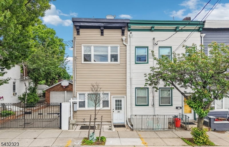 90 A Hackensack Plank Rd Property Photo 1