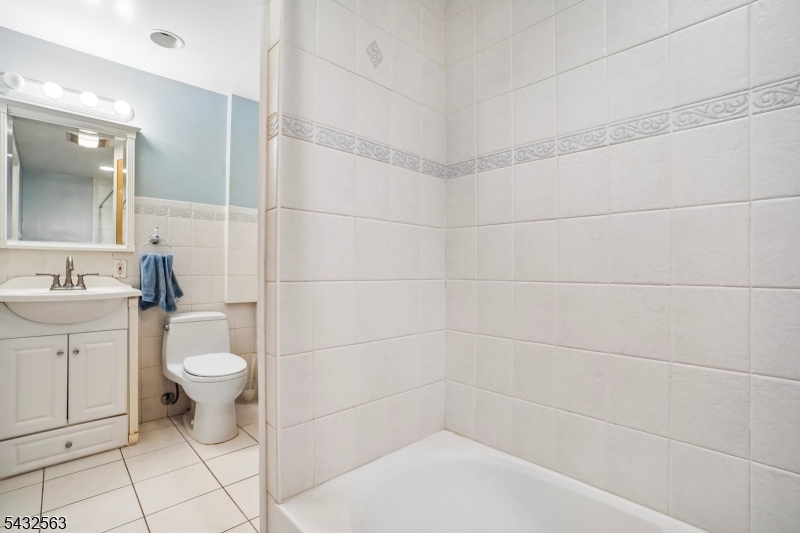 112 Pitt Rd Property Photo 25