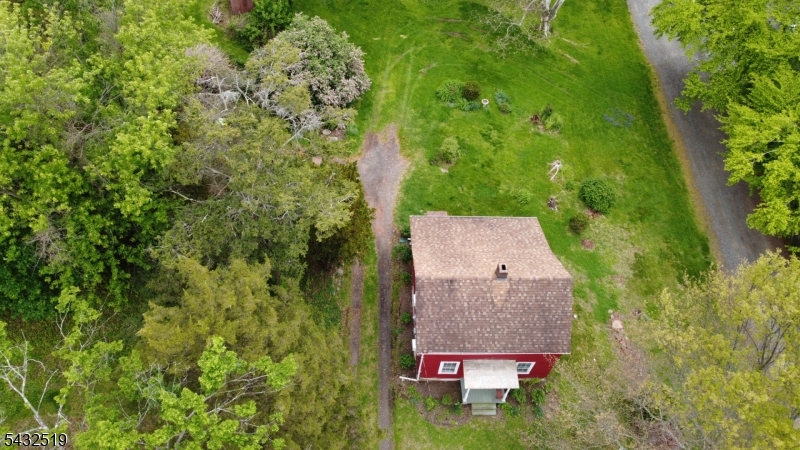 3225 Valley Rd Property Photo 23