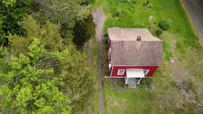 3225 Valley Rd Property Photo 24