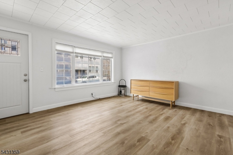 63 Garrison St Property Photo 2