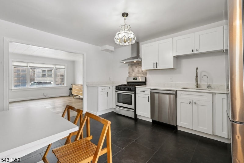 63 Garrison St Property Photo 18