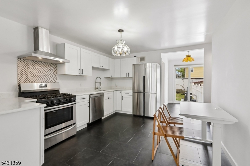 63 Garrison St Property Photo 19