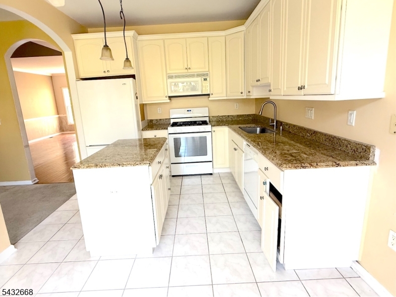 5 Magnolia Ln Property Photo 8