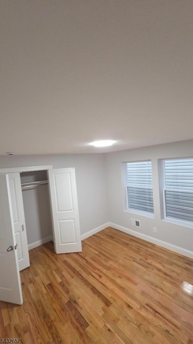 465 Hawthorne Ave 1 Property Photo 12