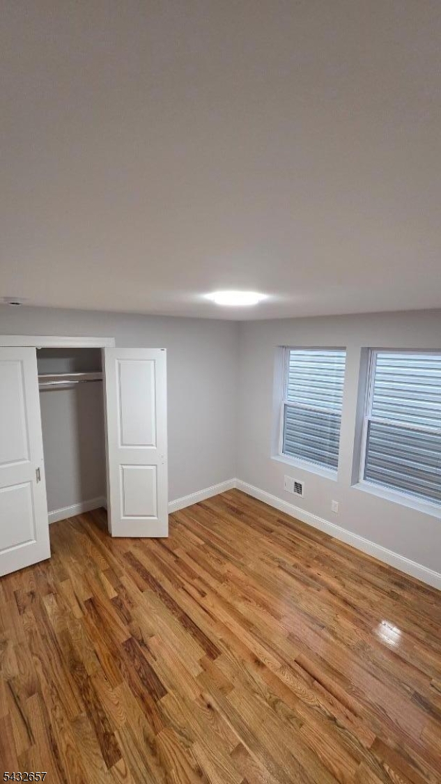 465 Hawthorne Ave 1 Property Photo 13