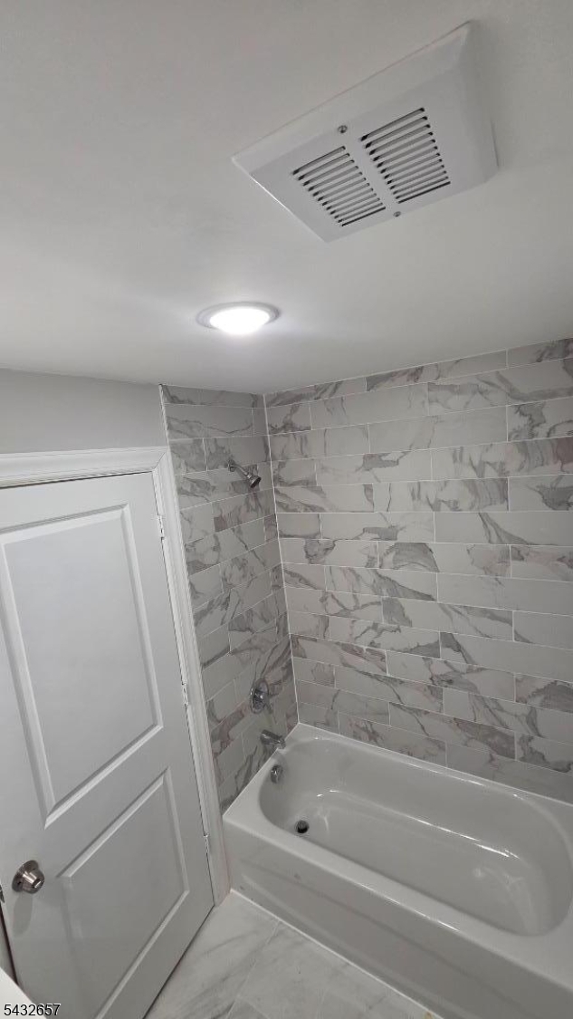 465 Hawthorne Ave 1 Property Photo 20