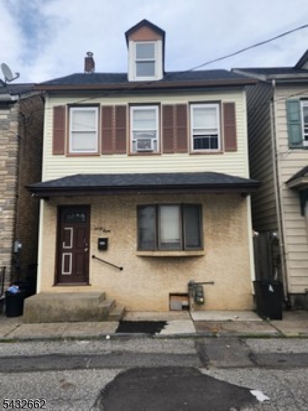 38 Fox St Property Photo 1