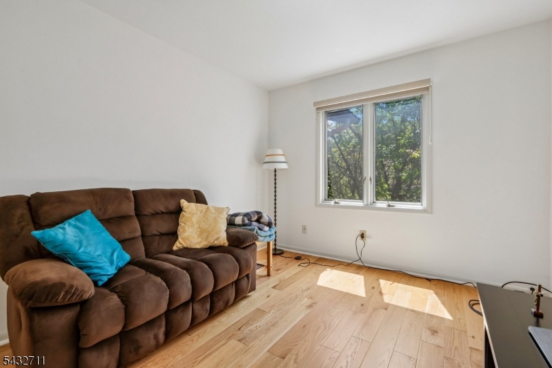 40 Woodland Drive Property Photo 28