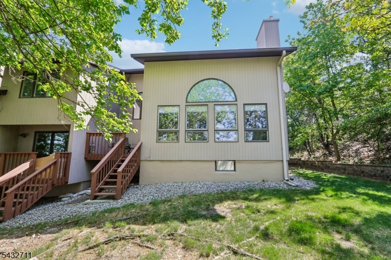 40 Woodland Drive Property Photo 38