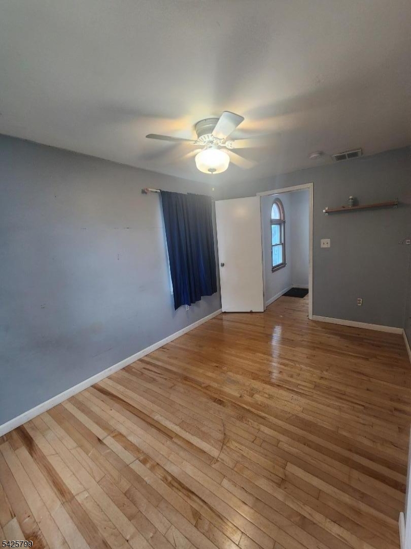 706 Keep St Property Photo 13