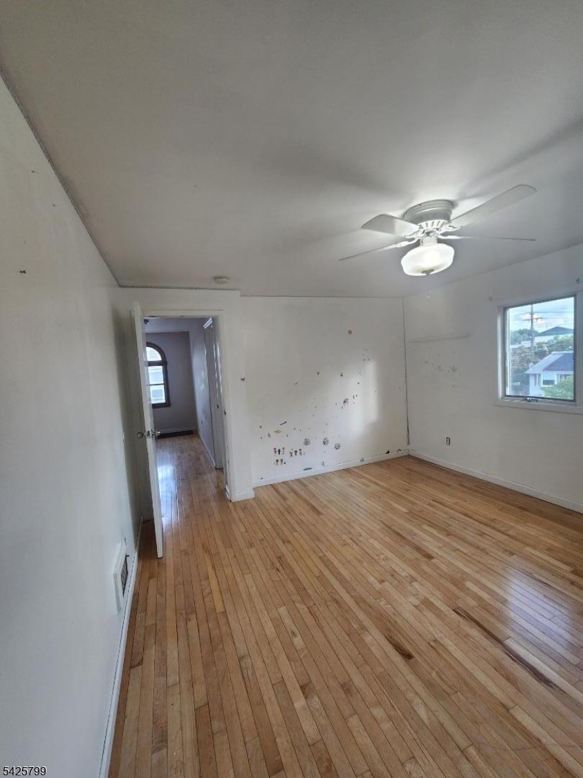 706 Keep St Property Photo 17