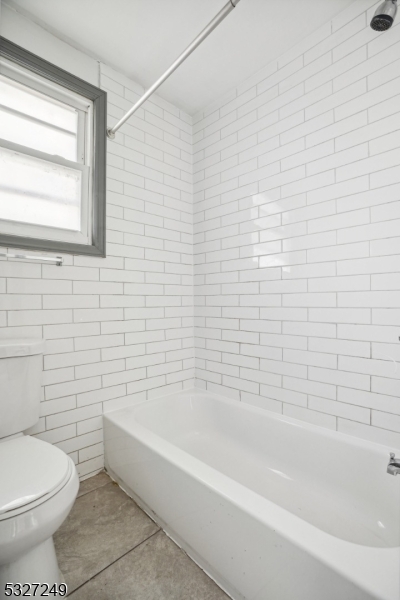 143 Valley Rd Unit 1r 1r Property Photo 13