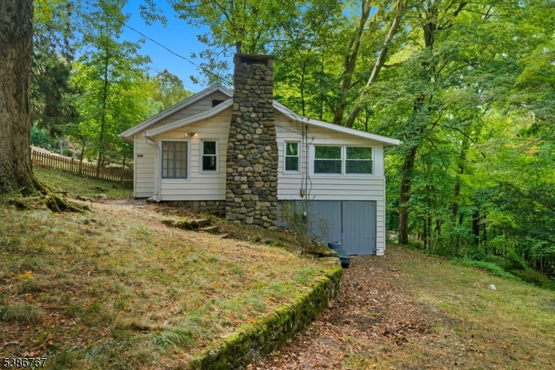 330 Springbrook Trl Property Photo 24