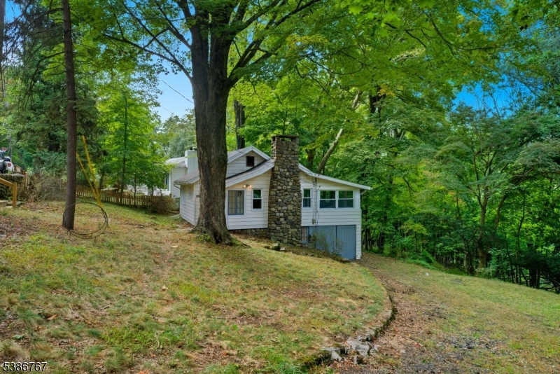 330 Springbrook Trl Property Photo 25