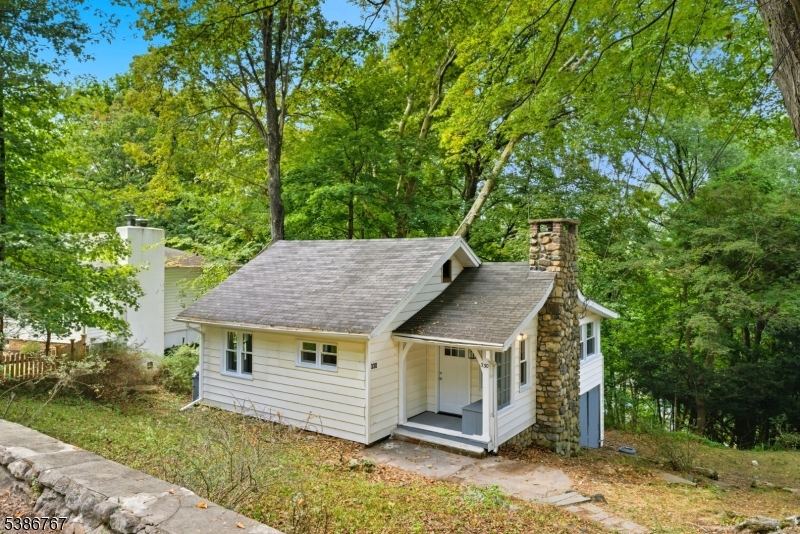 330 Springbrook Trl Property Photo 40