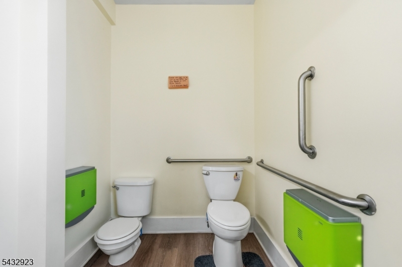 213 Glenridge Ave Property Photo 14