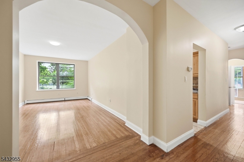 5 Pomona Ave 2c Property Photo 2