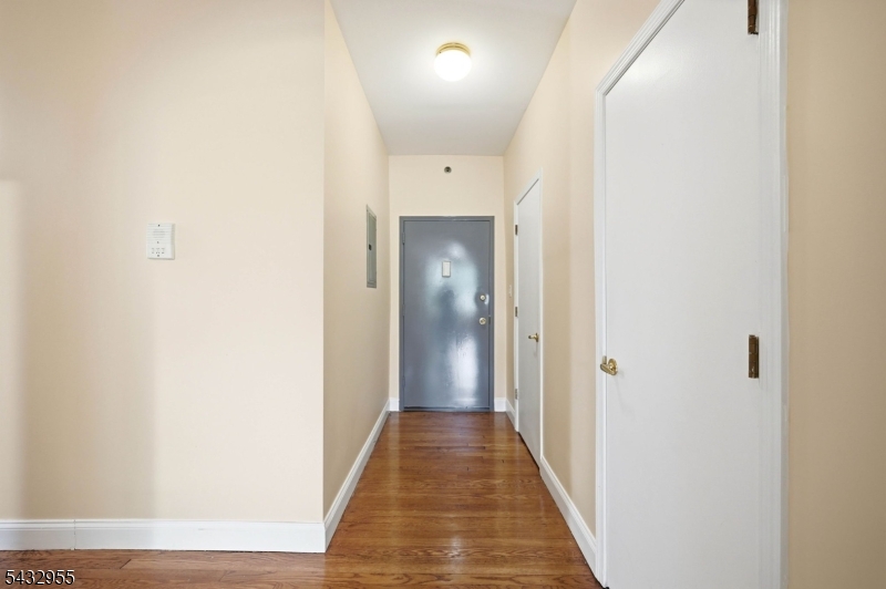 5 Pomona Ave 2c Property Photo 18