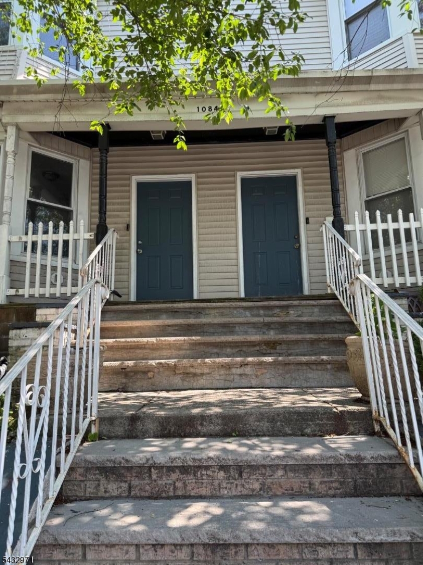 1084 Sanford Ave A Property Photo 1