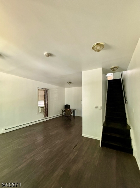 1084 Sanford Ave A Property Photo 9
