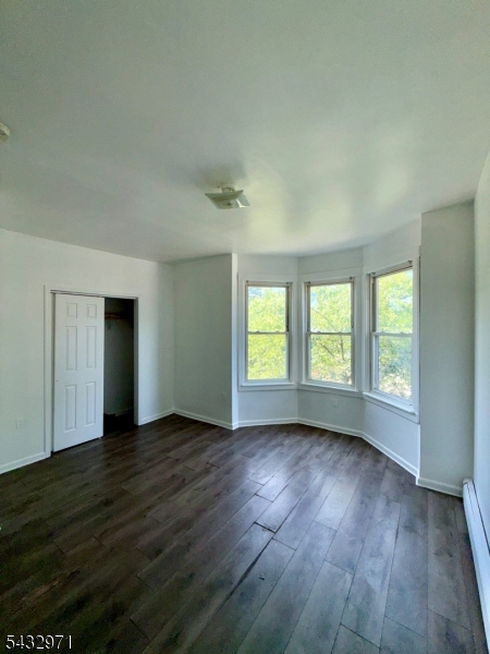 1084 Sanford Ave A Property Photo 14
