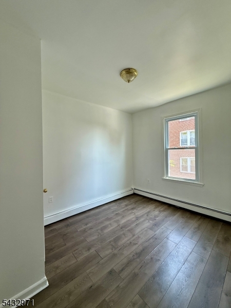 1084 Sanford Ave A Property Photo 15