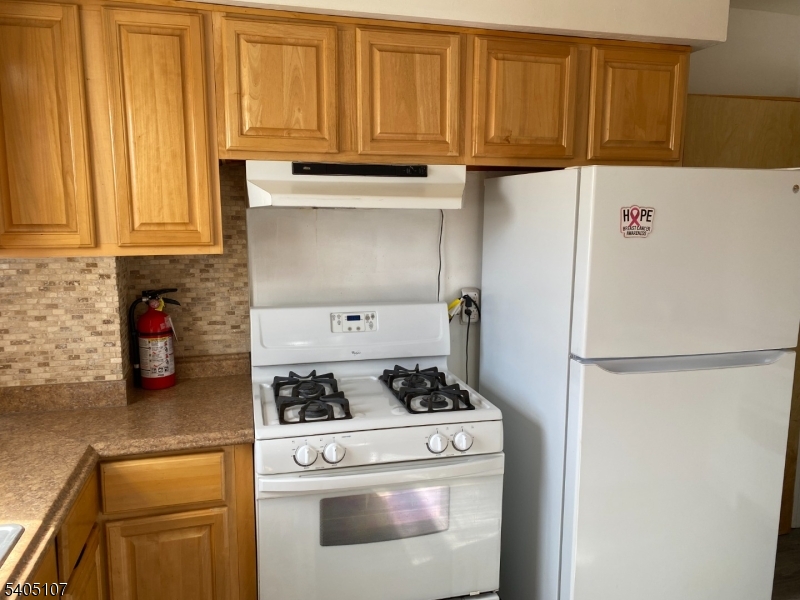 2612 Whittier Pl Property Photo 7