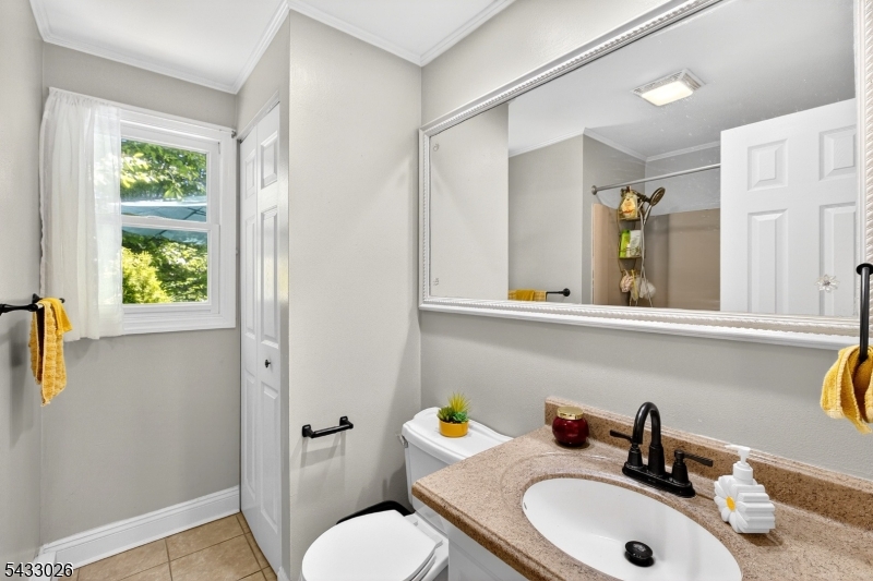 19 Circle Dr Property Photo 10